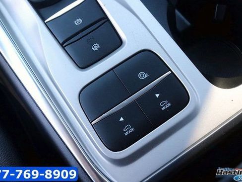 Certified 2022 Ford Explorer Limited w/ Equipment Group 301A image 24