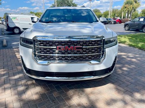 Used 2021 GMC Acadia Denali w/ Denali Technology Package image 9