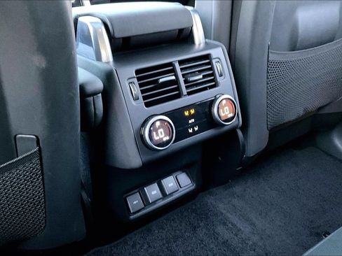 Certified 2023 Land Rover Discovery S AWD/4WD image 10