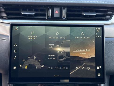 Used 2024 Jaguar F-PACE R-Dynamic S image 26