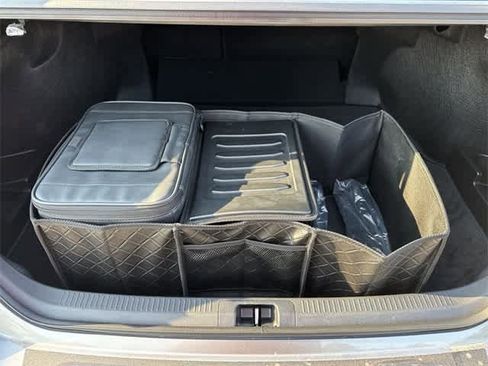 Used 2025 Toyota Camry SE image 14