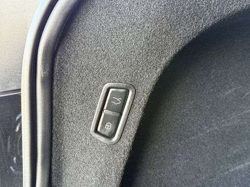 Used 2020 Maserati Levante S image 29