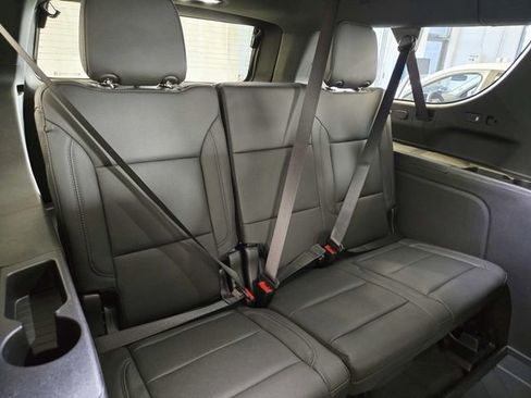 New 2026 Chevrolet Suburban LT w/ Comfort Package image 7