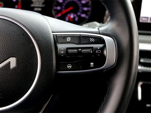 Used 2023 Kia K5 GT-Line image 13
