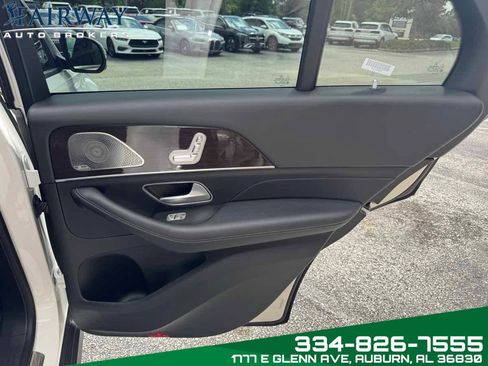 Used 2024 Mercedes-Benz GLE 350 4MATIC image 31