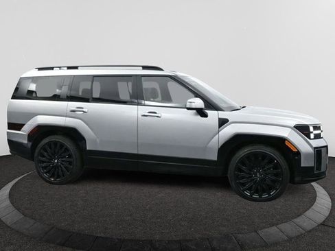 Used 2025 Hyundai Santa Fe Calligraphy w/ Tow & Go Package image 8