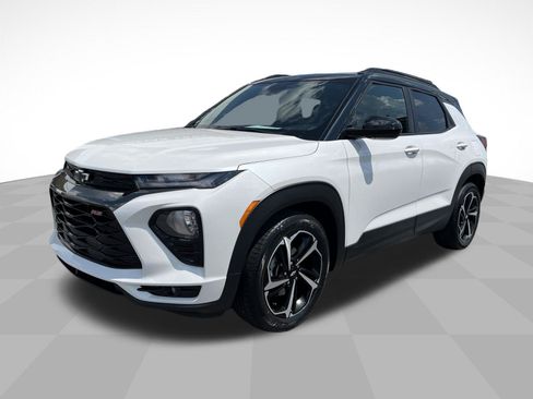 Certified 2023 Chevrolet TrailBlazer RS w/ Sun and Liftgate Package FWD image 1
