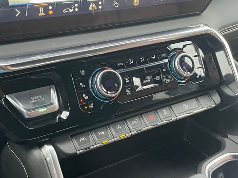 Used 2026 GMC Sierra 1500 Denali Ultimate image 18