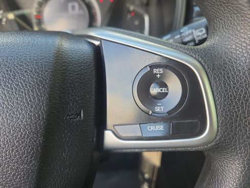 Used 2018 Honda CR-V LX image 25