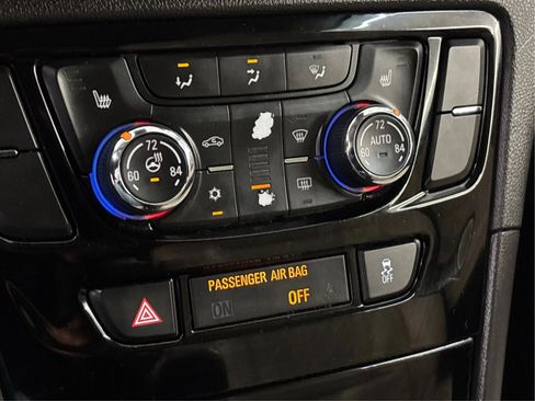 Used 2017 Buick Encore Essence image 39