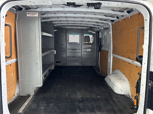 Used 2020 Nissan NV 1500 SV RWD image 16