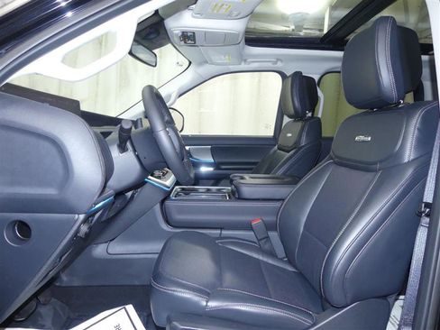Used 2026 Ford Expedition Max Platinum AWD/4WD image 25