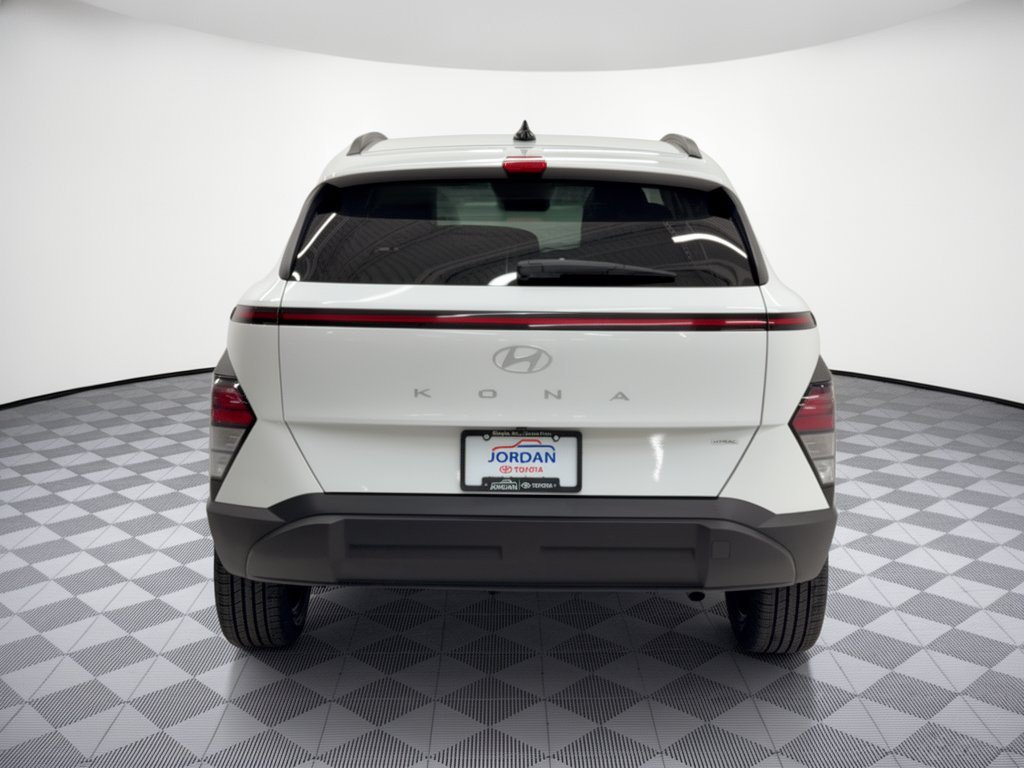Used 2025 Hyundai Kona SEL AWD/4WD image 11
