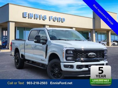 New 2026 Ford F250 Lariat w/ Black Appearance Package