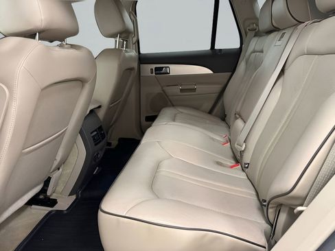 Used 2012 Lincoln MKX AWD image 15