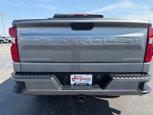 Used 2019 Chevrolet Silverado 1500 Custom w/ Custom Convenience Package AWD/4WD image 13