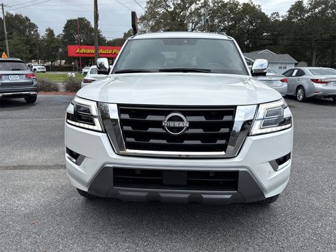 Used 2023 Nissan Armada Platinum w/ Captain's Chairs Package image 6