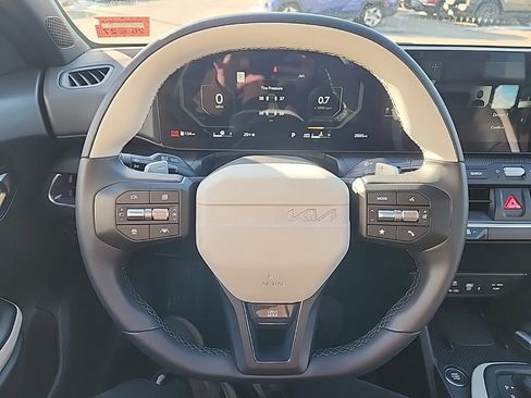 Used 2025 Kia K4 GT-Line w/ GT-Line Premium Package image 11