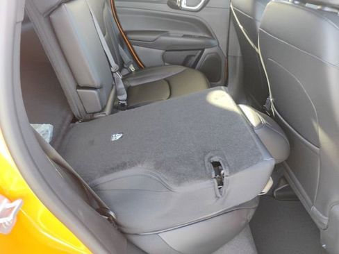 New 2026 Jeep Compass Limited image 18