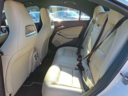 Used 2018 Mercedes-Benz CLA 250 4MATIC image 11