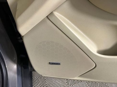 Used 2019 Cadillac XT5 Luxury image 29