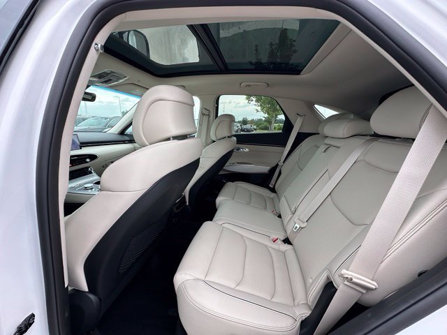 Used 2026 Genesis GV70 2.5T Advanced AWD/4WD image 15