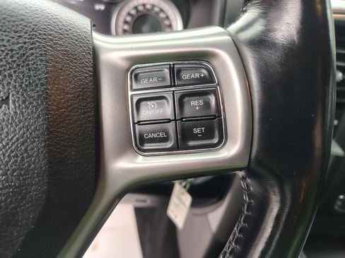 Certified 2021 RAM 1500 Classic Warlock w/ Luxury Group image 29