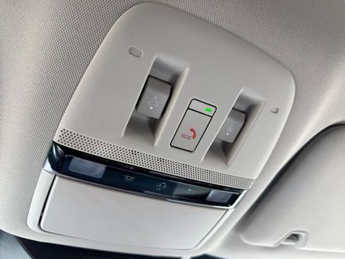 Used 2025 Nissan Murano SL image 23