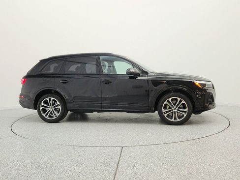 Used 2025 Audi Q7 2.0T Premium Plus w/ Premium Plus Package AWD/4WD image 4