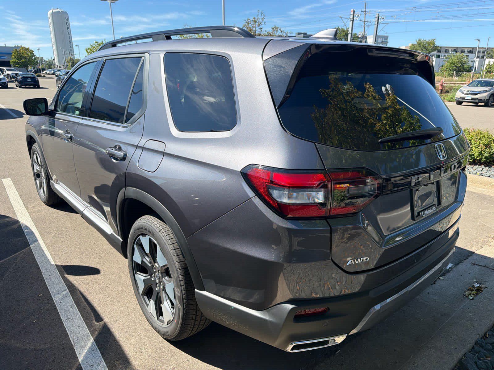 Used 2026 Honda Pilot Elite image 8
