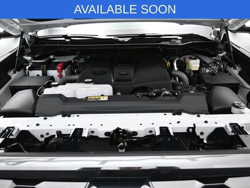 Used 2026 Toyota Tundra Platinum AWD/4WD image 38