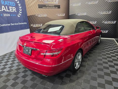 Used 2011 Mercedes-Benz E 350 Cabriolet image 17