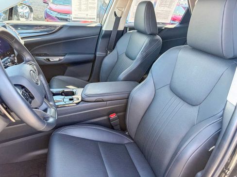 Used 2025 Lexus NX 350h AWD w/ Accessory Package (2T) image 17