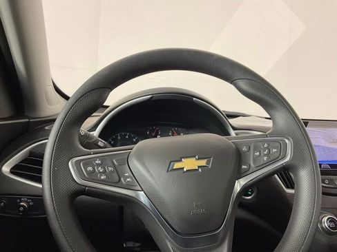 Used 2024 Chevrolet Malibu LT image 23