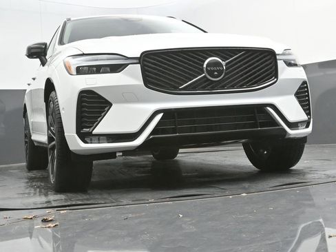 New 2026 Volvo XC60 B5 Ultra w/ Protection Package Premier image 24