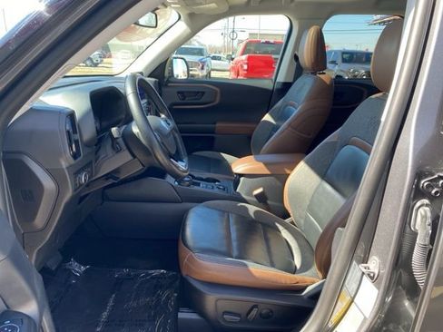 Used 2023 Ford Bronco Sport Outer Banks w/ Tech Package image 16