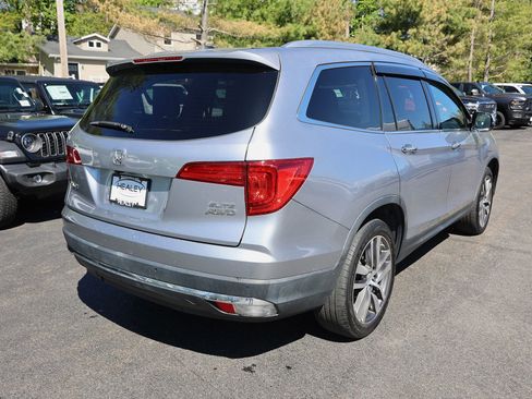 Used 2017 Honda Pilot Elite image 7