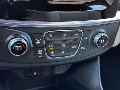 Certified 2023 Chevrolet Traverse LS image 18