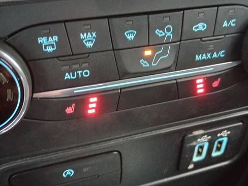 Used 2020 Ford EcoSport SE FWD image 14