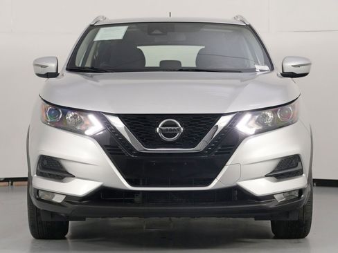 Used 2022 Nissan Rogue Sport SV image 6