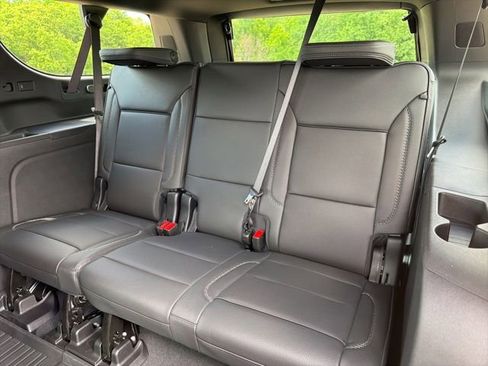 Used 2026 GMC Yukon XL Denali w/ LPO, Floor Liner Package AWD/4WD image 24
