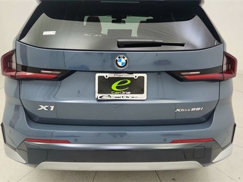 Used 2025 BMW X1 xDrive28i image 12