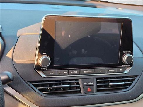 Used 2021 Nissan Altima 2.5 SV image 18