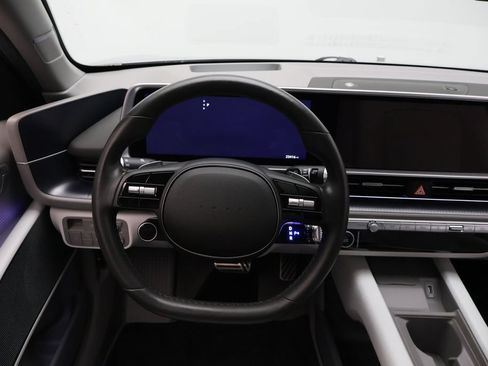 Used 2025 Hyundai Ioniq 6 Limited RWD image 23