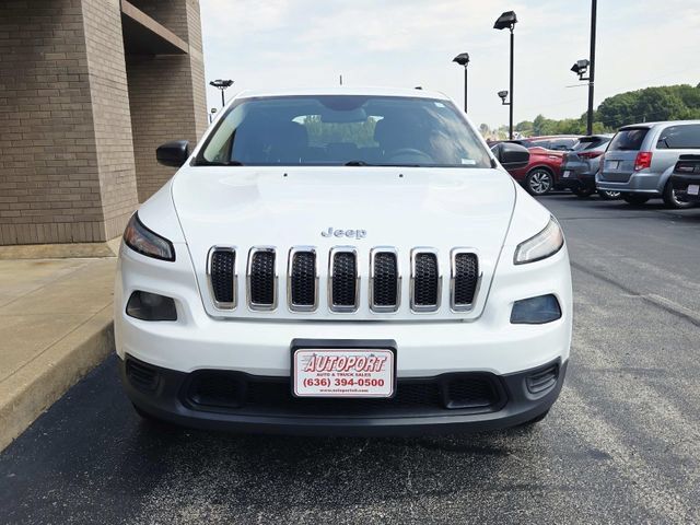 Used 2017 Jeep Cherokee Sport AWD/4WD image 8