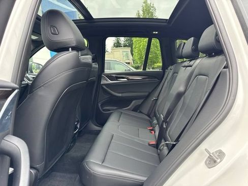 Used 2024 BMW X3 xDrive30i AWD/4WD image 10
