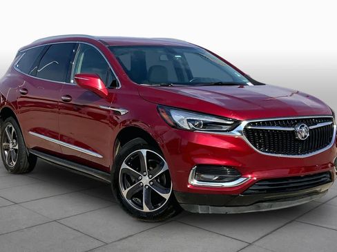 Used 2020 Buick Enclave Essence w/ LPO, Touring Package FWD image 3