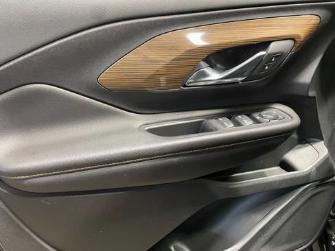 Used 2019 GMC Terrain SLE image 4