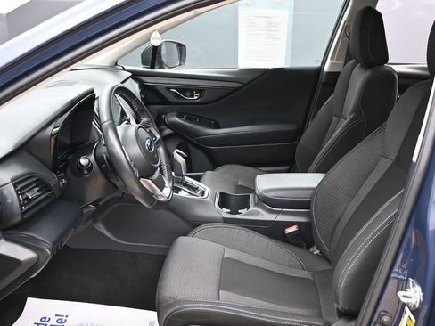 Used 2023 Subaru Outback Premium AWD/4WD image 17