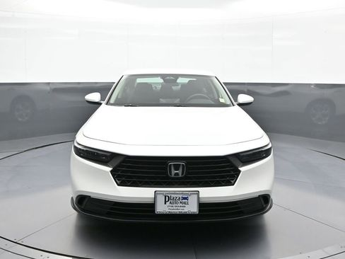Used 2023 Honda Accord LX image 2